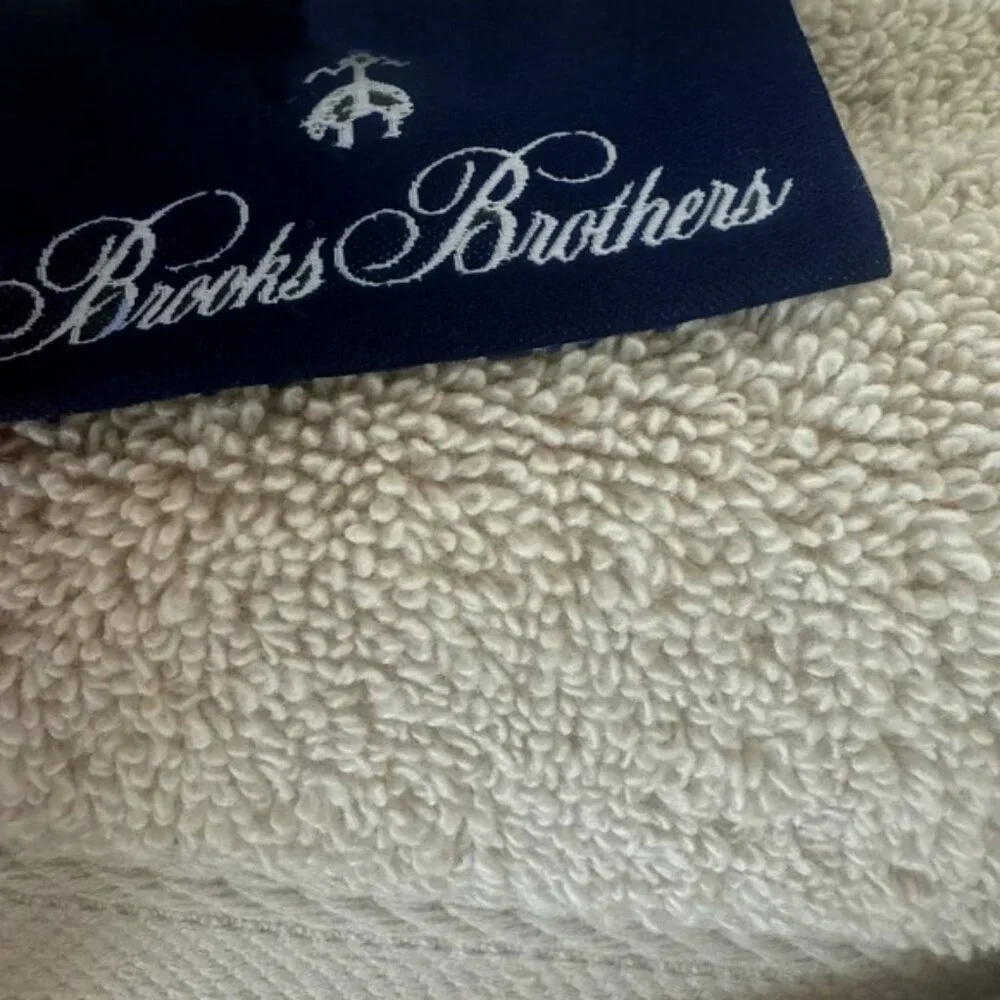 NEW! BROOKS BROTHERS Premium Turkish Bath Towel Set!  Tan  2 Bath Towels 54 x 29